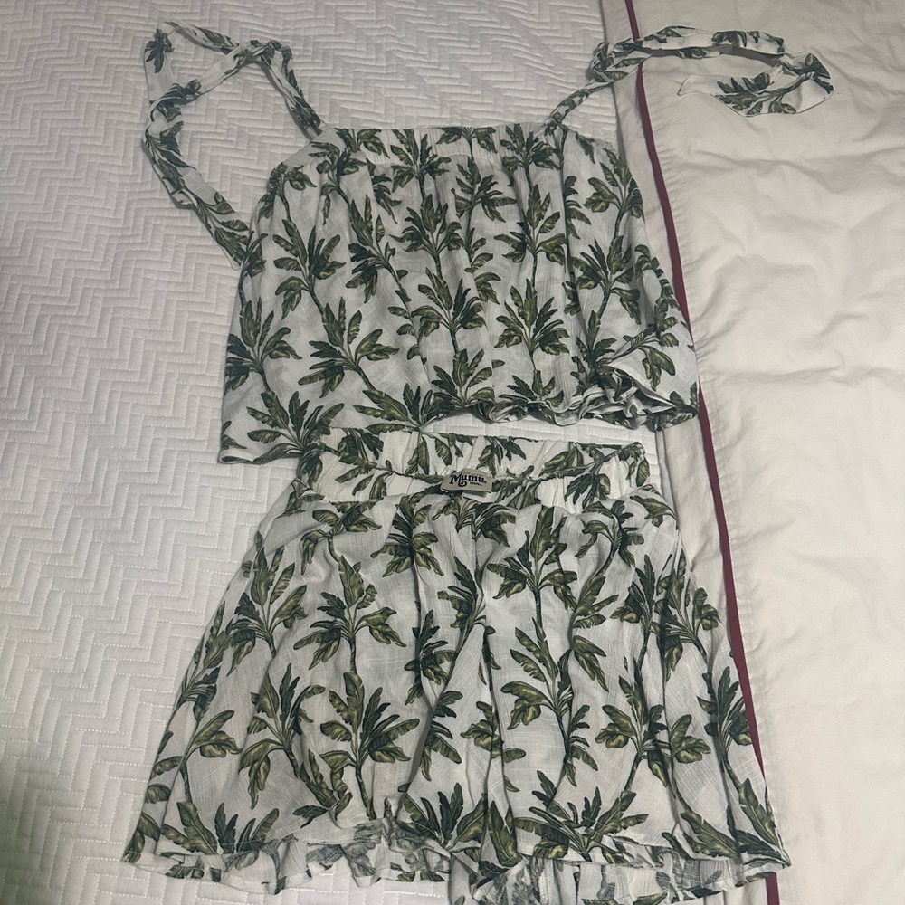 Tropical Leaf Print Two-Piece Set